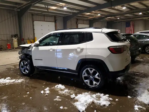 3C4NJDCB8LT170542 2020 JEEP COMPASS - Image 2