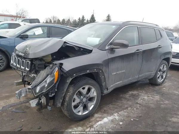 3C4NJDCB8LT196588 2020 JEEP COMPASS - Image 2