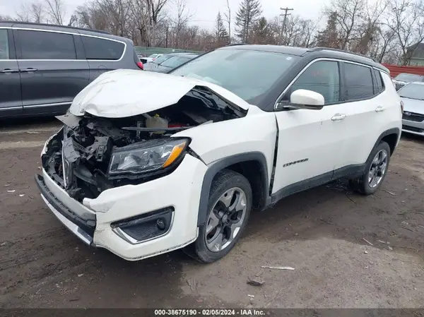 3C4NJDCB8LT209405 2020 JEEP COMPASS - Image 2