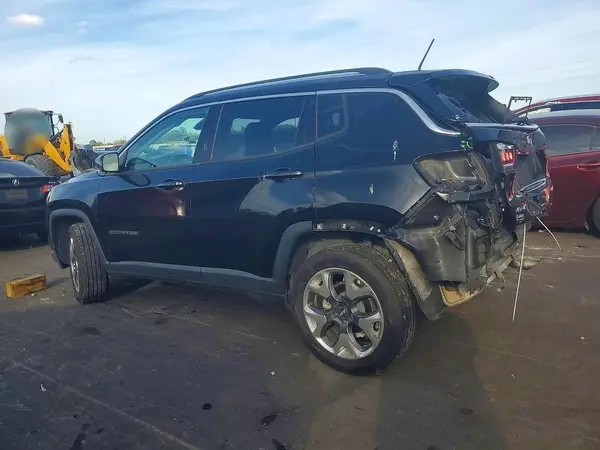 3C4NJDCB8LT231078 2020 JEEP COMPASS - Image 2