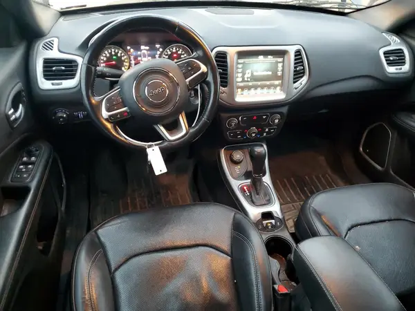 3C4NJDCB8LT238516 2020 JEEP COMPASS - Image 8