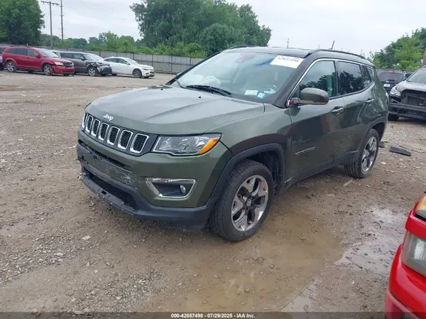 3C4NJDCB8MT506319 2021 JEEP COMPASS - Image 2