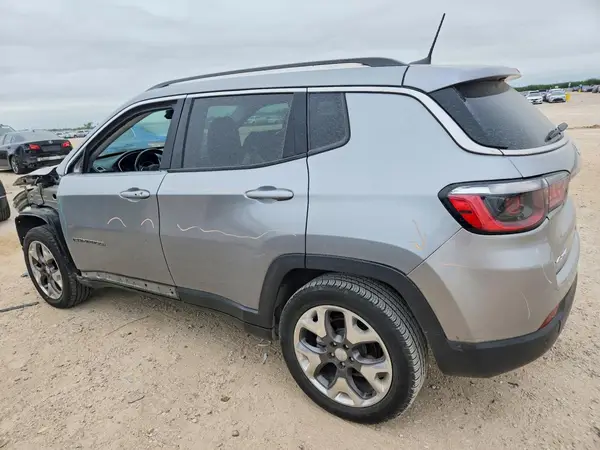 3C4NJDCB8MT520124 2021 JEEP COMPASS - Image 2
