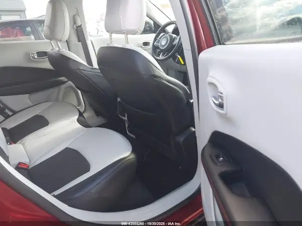 3C4NJDCB8MT549915 2021 JEEP COMPASS - Image 8