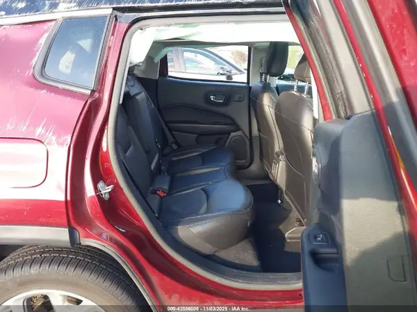3C4NJDCB8MT554225 2021 JEEP COMPASS - Image 8