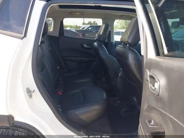 3C4NJDCB8MT555083 2021 JEEP COMPASS - Image 8