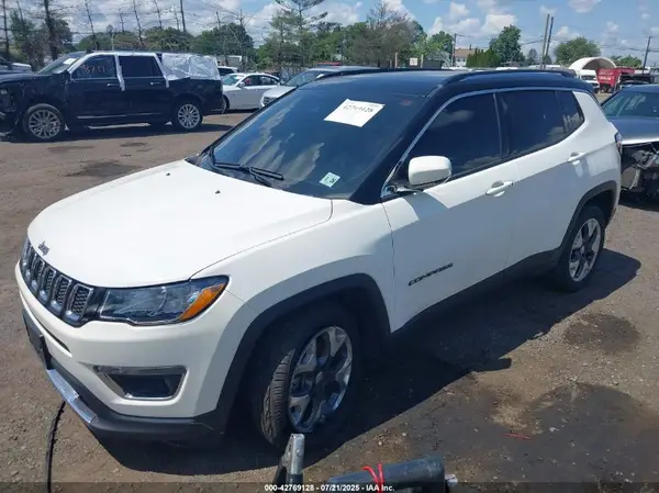 3C4NJDCB8MT557609 2021 JEEP COMPASS - Image 2