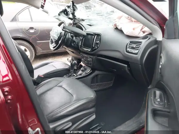 3C4NJDCB8MT572661 2021 JEEP COMPASS - Image 8