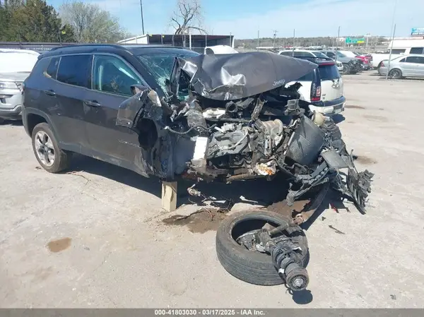 3C4NJDCB8MT601544 2021 JEEP COMPASS - Image 1