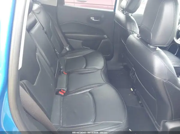 3C4NJDCB8MT604833 2021 JEEP COMPASS - Image 8