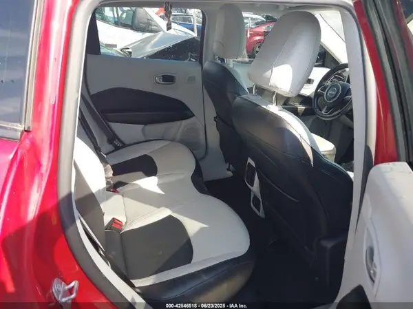 3C4NJDCB8MT604900 2021 JEEP COMPASS - Image 8