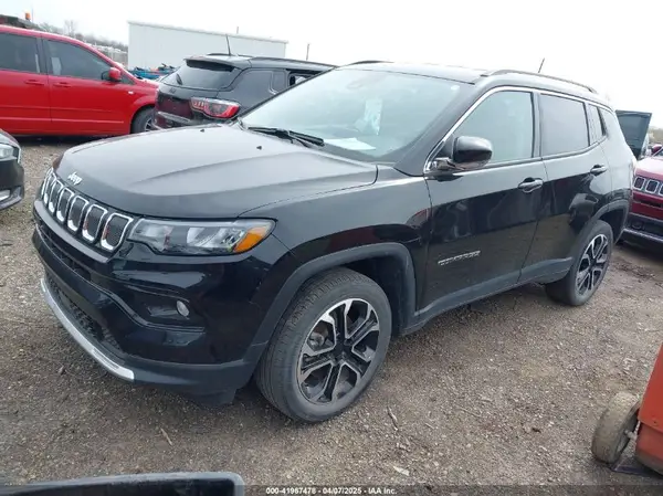 3C4NJDCB8NT100462 2022 JEEP COMPASS - Image 2