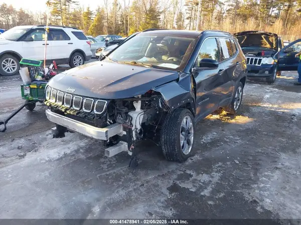 3C4NJDCB8NT113289 2022 JEEP COMPASS - Image 2