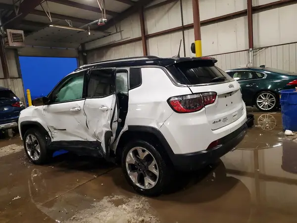 3C4NJDCB8NT126592 2022 JEEP COMPASS - Image 2