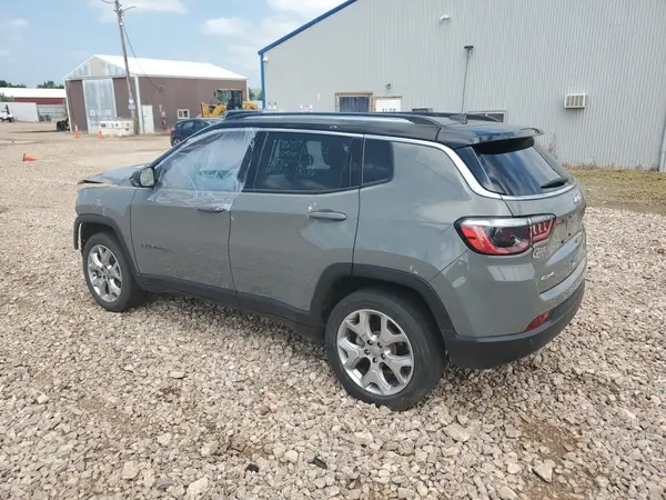 3C4NJDCB8NT130528 2022 JEEP COMPASS - Image 2
