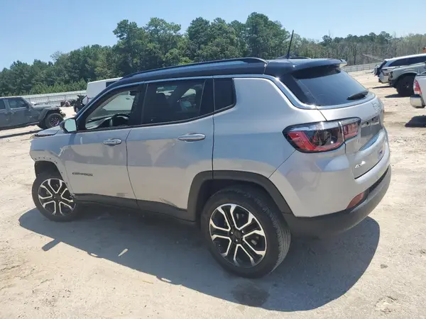 3C4NJDCB8NT142288 2022 JEEP COMPASS - Image 2