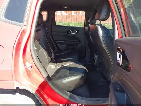 3C4NJDCB8NT146177 2022 JEEP COMPASS - Image 8