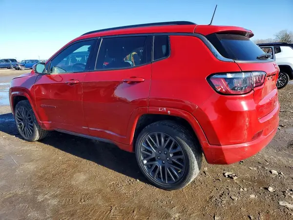 3C4NJDCB8NT162461 2022 JEEP COMPASS - Image 2