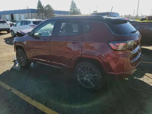 3C4NJDCB8NT180877 2022 JEEP COMPASS - Image 2