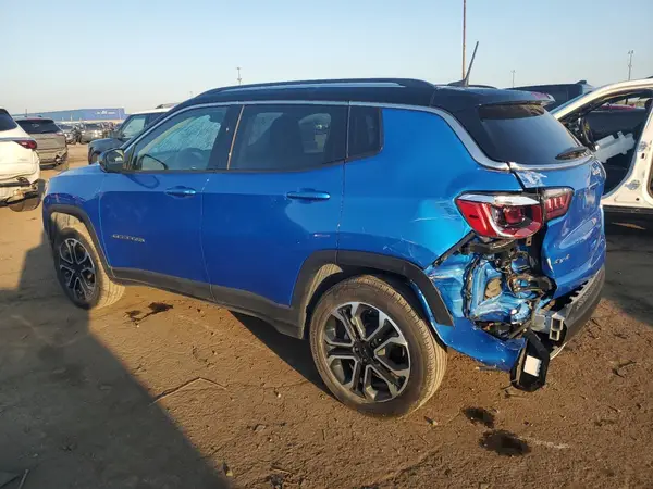 3C4NJDCB8NT181818 2022 JEEP COMPASS - Image 2