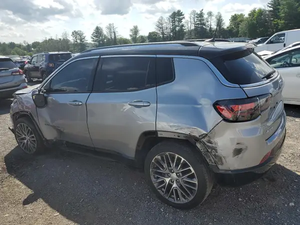 3C4NJDCB8NT182127 2022 JEEP COMPASS - Image 2