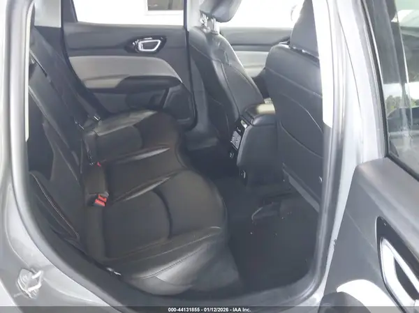 3C4NJDCB8NT185111 2022 JEEP COMPASS - Image 8