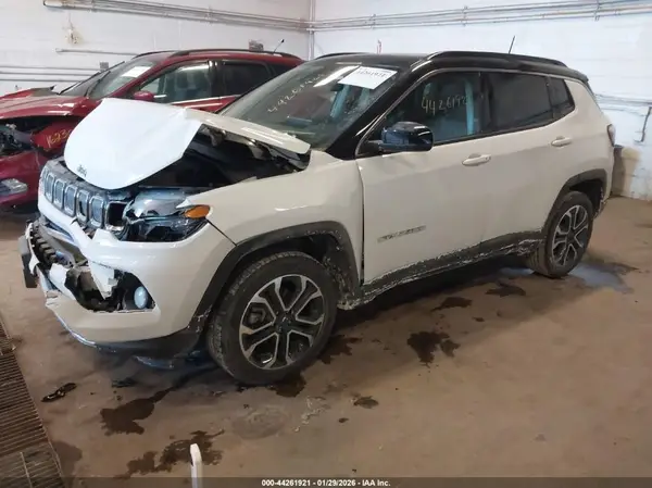 3C4NJDCB8NT201839 2022 JEEP COMPASS - Image 2