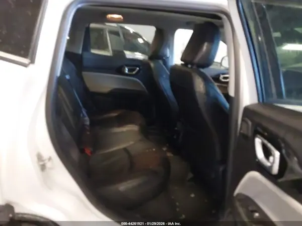 3C4NJDCB8NT201839 2022 JEEP COMPASS - Image 8