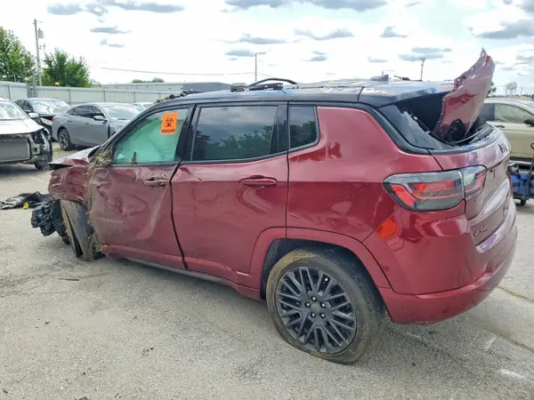 3C4NJDCB8NT203252 2022 JEEP COMPASS - Image 2