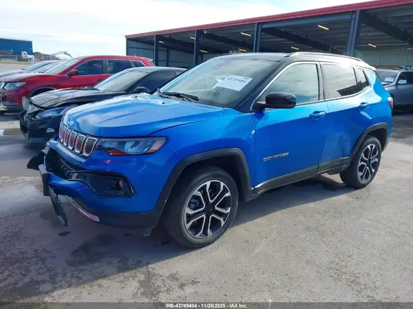 3C4NJDCB8NT209892 2022 JEEP COMPASS - Image 2
