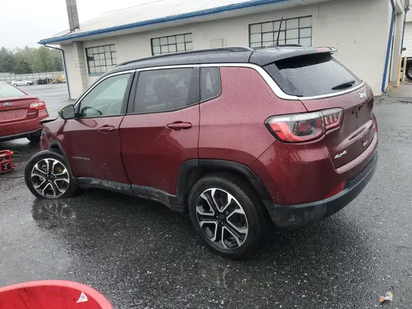 3C4NJDCB8NT225929 2022 JEEP COMPASS - Image 2