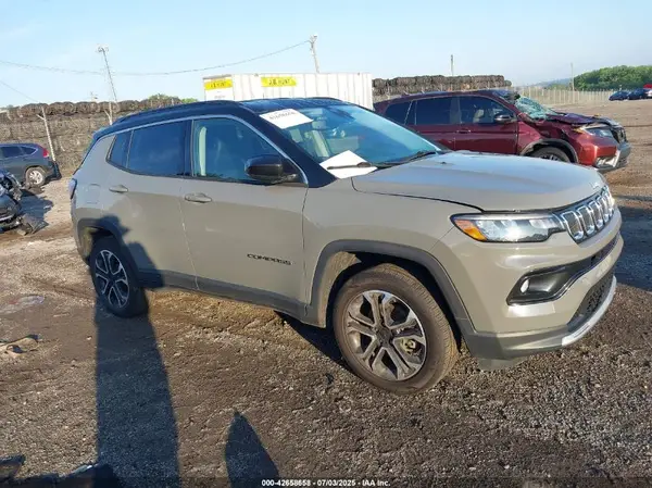 3C4NJDCB8NT227017 2022 JEEP COMPASS - Image 1