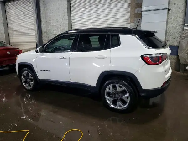 3C4NJDCB9HT675156 2017 JEEP COMPASS - Image 2