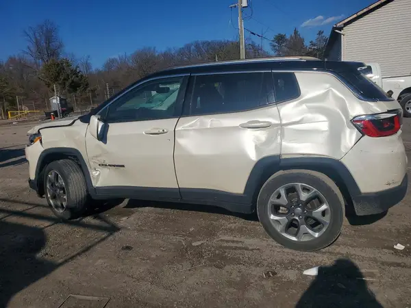 3C4NJDCB9HT680860 2017 JEEP COMPASS - Image 2
