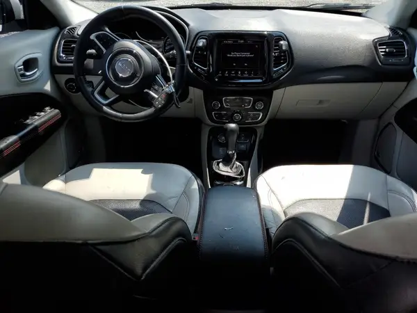 3C4NJDCB9HT688277 2017 JEEP COMPASS - Image 8