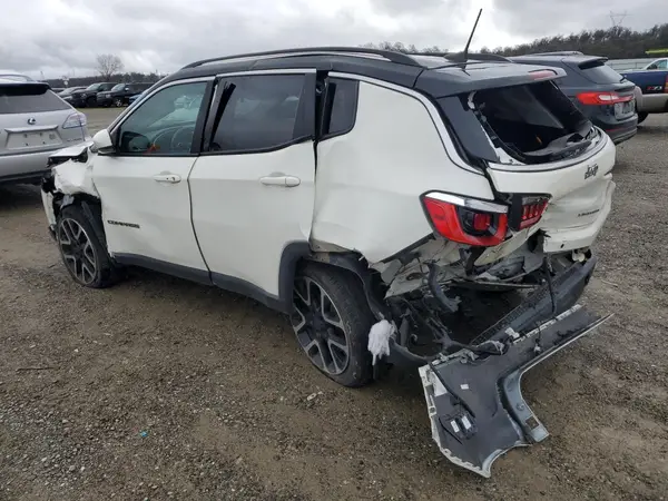 3C4NJDCB9JT101176 2018 JEEP COMPASS - Image 2