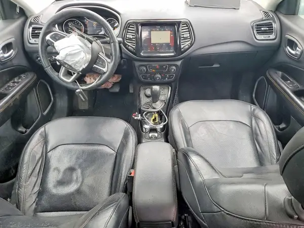 3C4NJDCB9JT101176 2018 JEEP COMPASS - Image 8