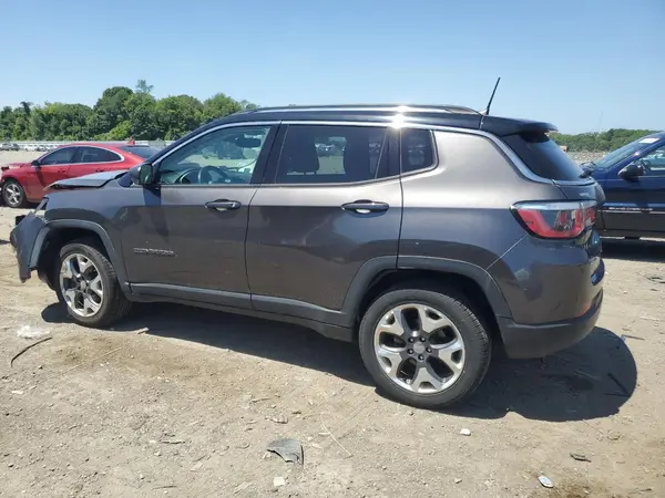 3C4NJDCB9JT143430 2018 JEEP COMPASS - Image 2