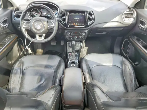 3C4NJDCB9JT147297 2018 JEEP COMPASS - Image 8