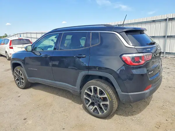 3C4NJDCB9JT153598 2018 JEEP COMPASS - Image 2