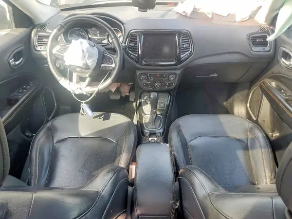 3C4NJDCB9JT153598 2018 JEEP COMPASS - Image 8