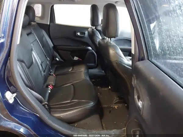 3C4NJDCB9JT156467 2018 JEEP COMPASS - Image 8