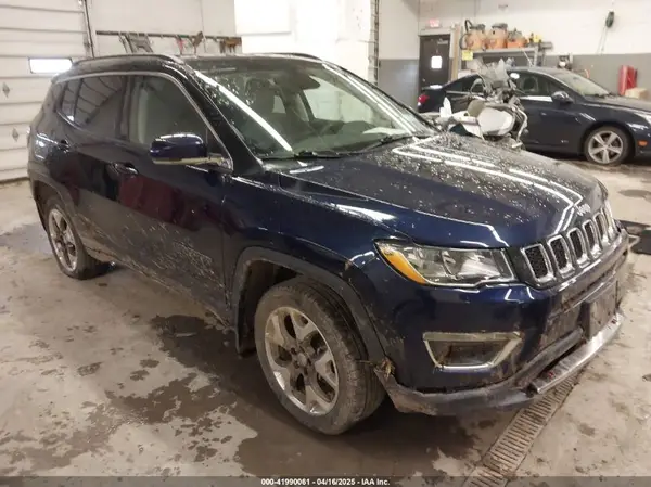 3C4NJDCB9JT175536 2018 JEEP COMPASS - Image 1