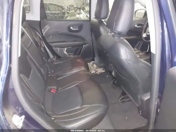 3C4NJDCB9JT175536 2018 JEEP COMPASS - Image 8