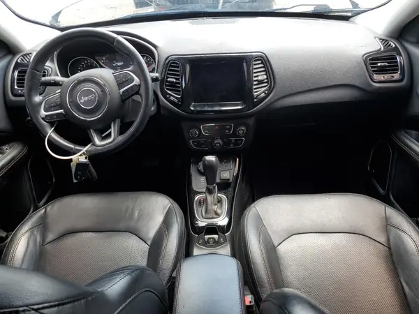 3C4NJDCB9JT177268 2018 JEEP COMPASS - Image 8