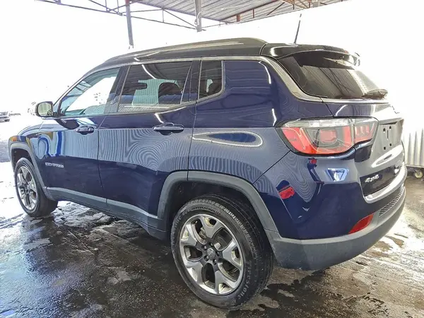 3C4NJDCB9JT179943 2018 JEEP COMPASS - Image 2