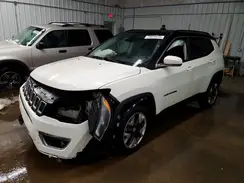 3C4NJDCB9JT210821 2018 JEEP COMPASS