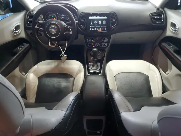 3C4NJDCB9JT222192 2018 JEEP COMPASS - Image 8
