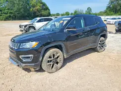 3C4NJDCB9JT231555 2018 JEEP COMPASS