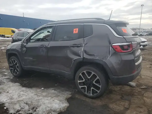 3C4NJDCB9JT245584 2018 JEEP COMPASS - Image 2